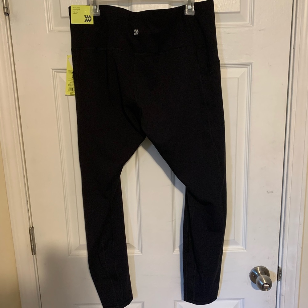 Pants 👖 - Picture 2 of 5